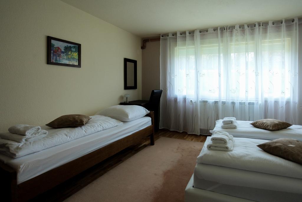 Apartment Garden Slunj Room photo